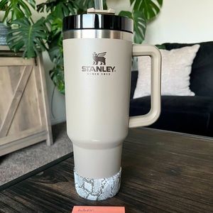 Stanley Tumbler/Quencher Silt